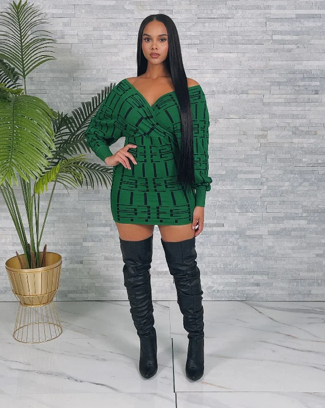 D9509P - PRINT SWEATER BALLOON SLEEVE DRESS Beaded Sweater Sequined Faux Fur