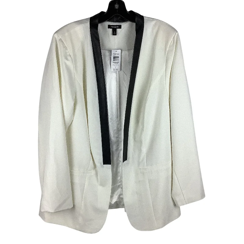 Blazer By Torrid In Cream, Size: 2X Women's Brand Blazer