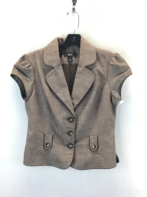 Blazer By Bcx In Brown, Size: M Slimming Women's Blazer