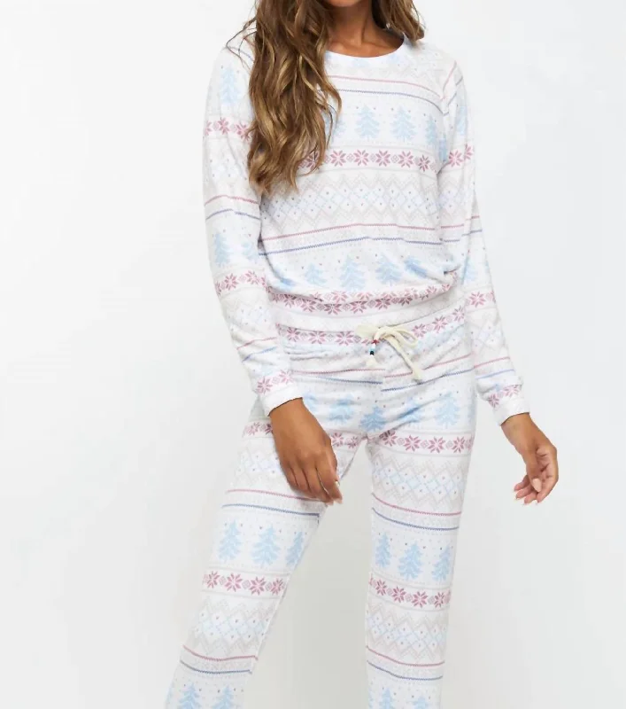 Fair Isle Pullover In White Turtleneck Warm Pullover