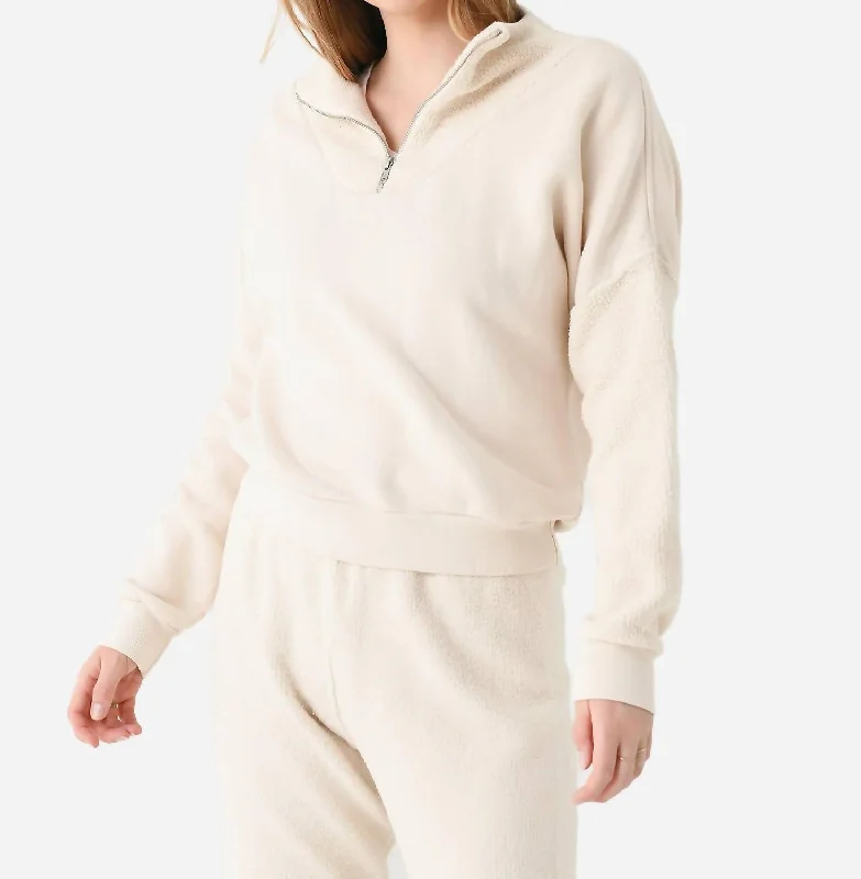 Tyra Pullover In Sugar V-Neck Stylish Pullover