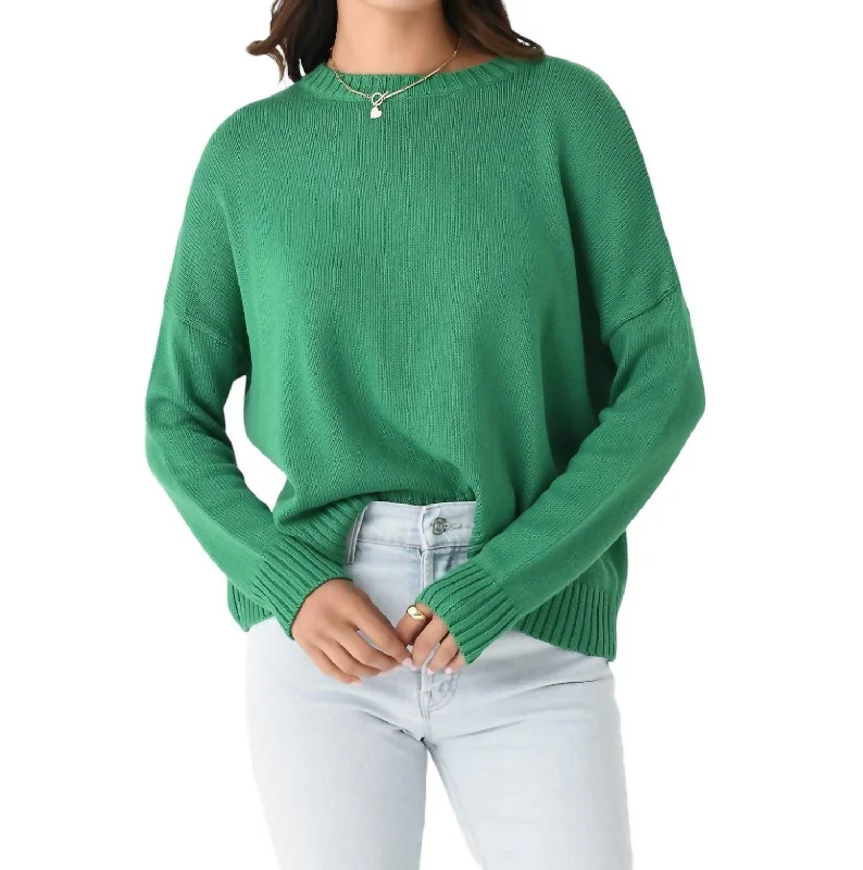 Wide Pullover In Menta Turtleneck Warm Pullover